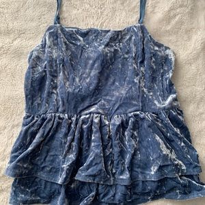 Very cute blue velvet tank top from American Eagle in a size medium!